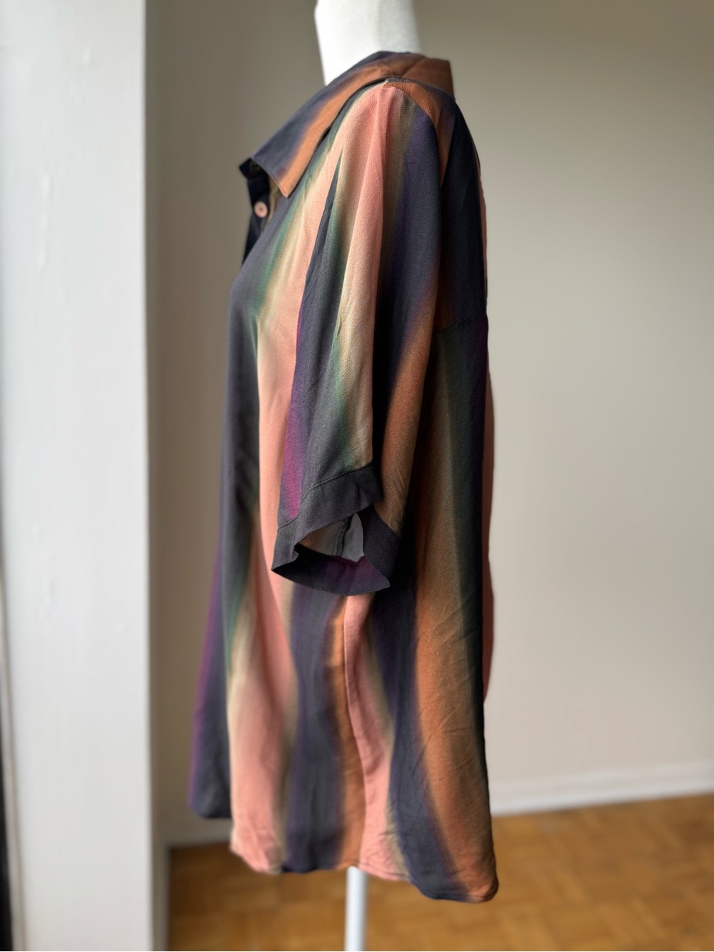 DISSH LULU OMBRE VACATION SHIRT Size 6 - Picture 5 of 10